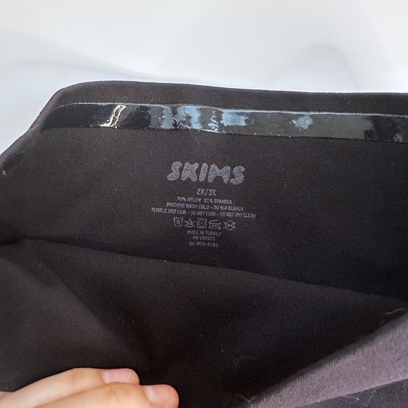 Skims sculpting brief - Picture 3 of 4